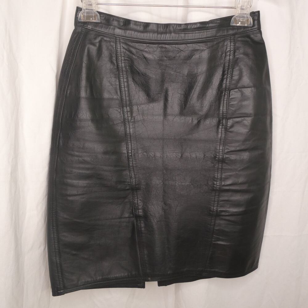 Winlit Woman leather‎ skirt size 9/10 black